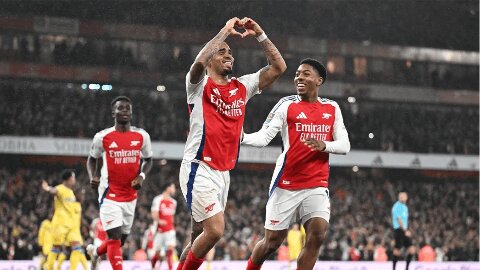 Cúp Liên đoàn Anh với Arsenal cũng tốt mà!